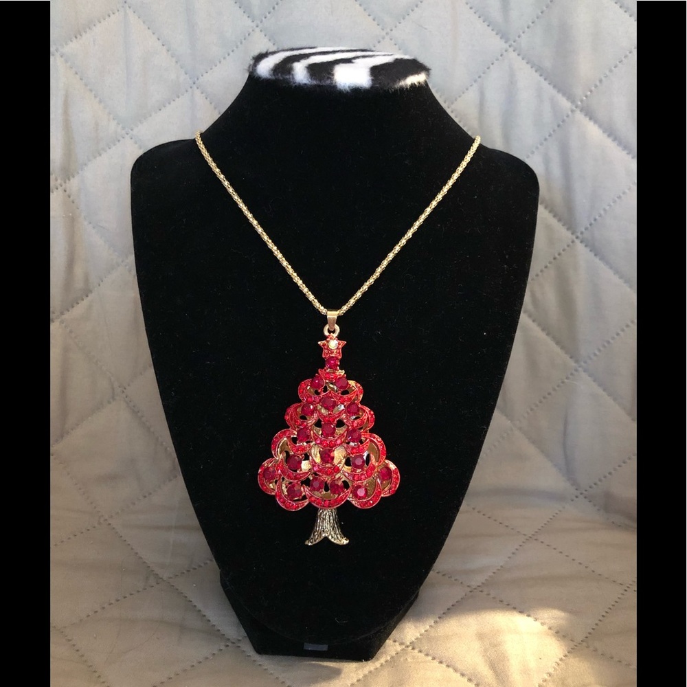New Christmas Tree Pendant Necklace - Picture 2 of 4